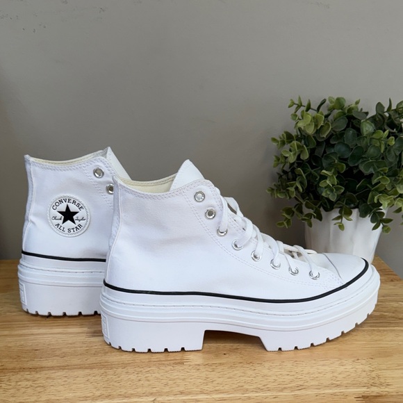 Converse Shoes - Converse Women's White Platform Sneakers size 10 new no box